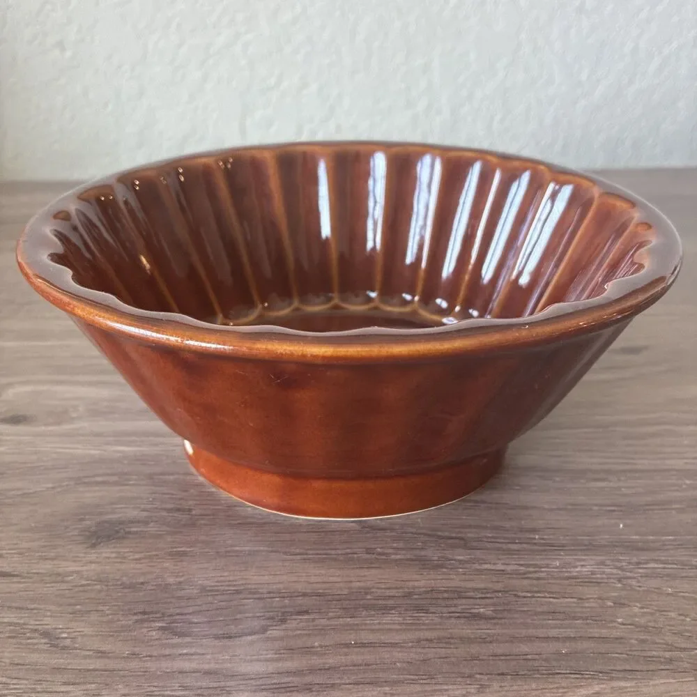 Vintage 90s, Williams Sonoma, Brown, Ceramic Glazed Pineapple Ceramic Mold bowl